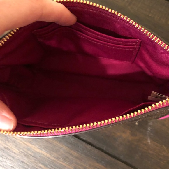 Coach wristlet - Picture 3 of 4